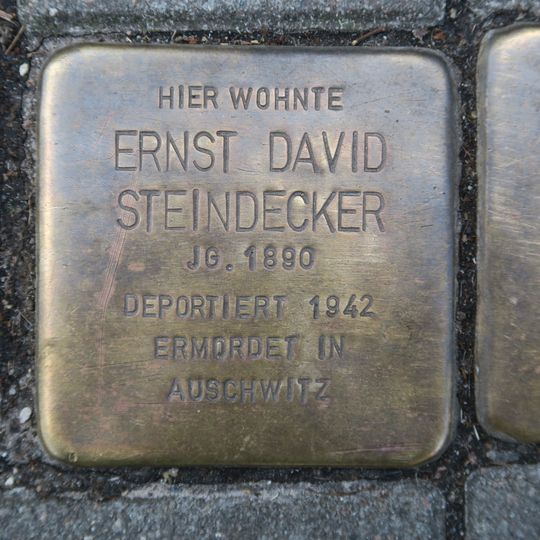 Stolperstein en memoria de Ernst David Steindecker