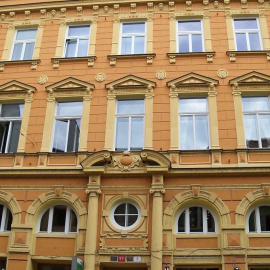 Palác Včela – Karla IV. 3