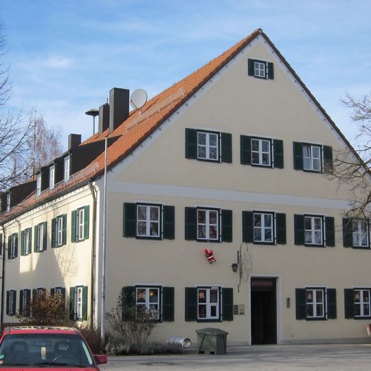 Ehemaliges Forstamt, Wohnteil des ehemaligen Einfirsthofes