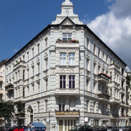Mietshaus Fuggerstraße 6 Kalckreuthstraße 16