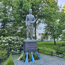 Mannerheim statue