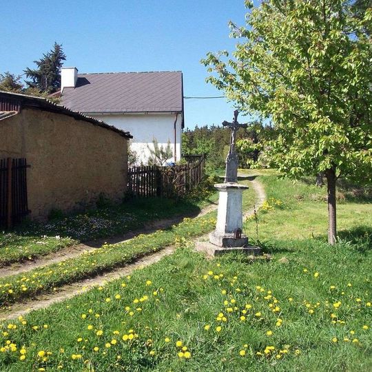 Kříž ve Vojtěšíně