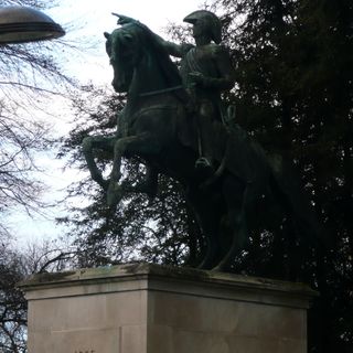 Equestrian statue of José de San Martín