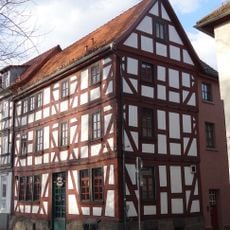 Heinrich-Neeb-Straße 8