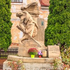 Pomník Karla Bezdíčka