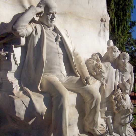 Ofrenda floral a Sarmiento