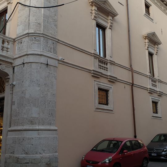 Palazzo Manieri
