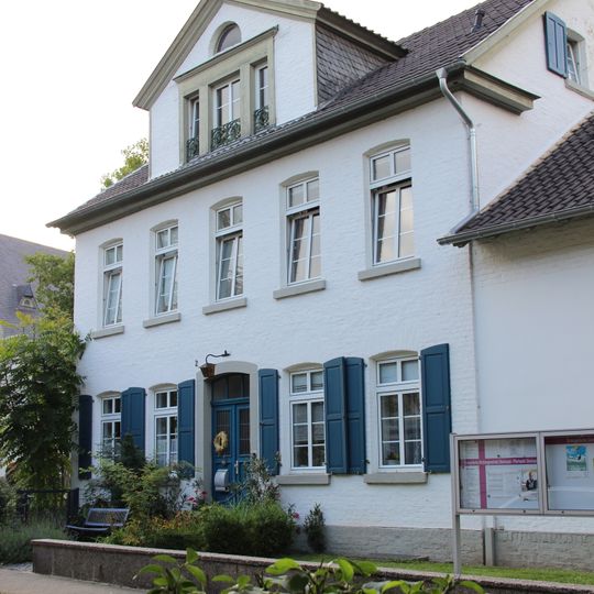 Kinkelstraße 2