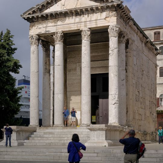 Temple of Augustus