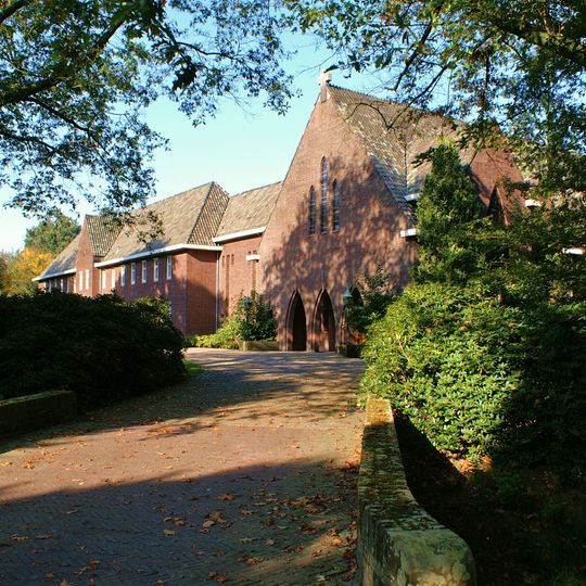 Coudewater. cloister and chapel