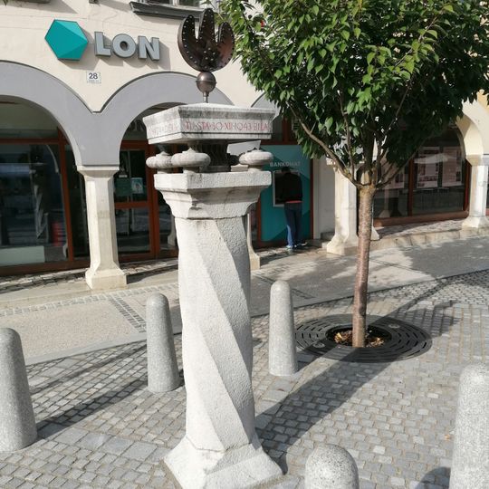 Spomenik obešenima na Glavnem trgu