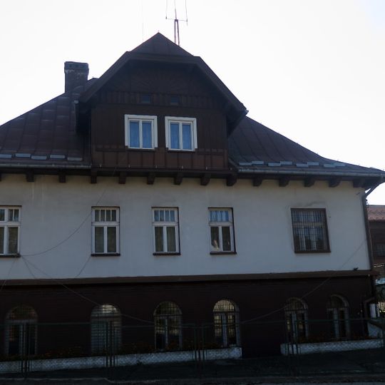 Budynek mieszkalno-administracyjny