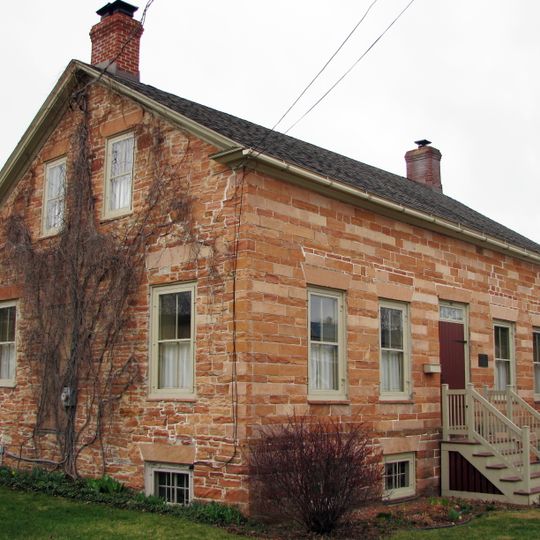 Clarkson-Knowles Cottage