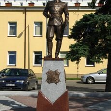 Pomnik Oficera w Zambrowie