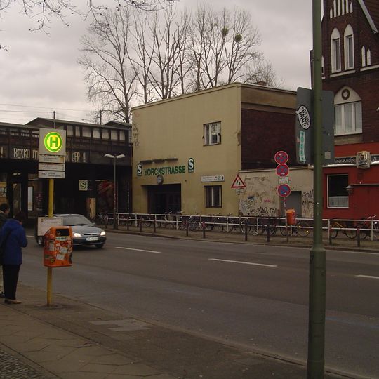 Yorckstraße station
