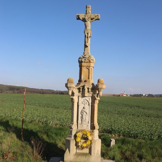 Kříž u silnice 152 u Třebelovic