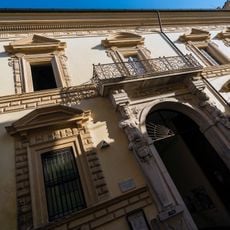 Palazzo Benzoni e biblioteca comunale