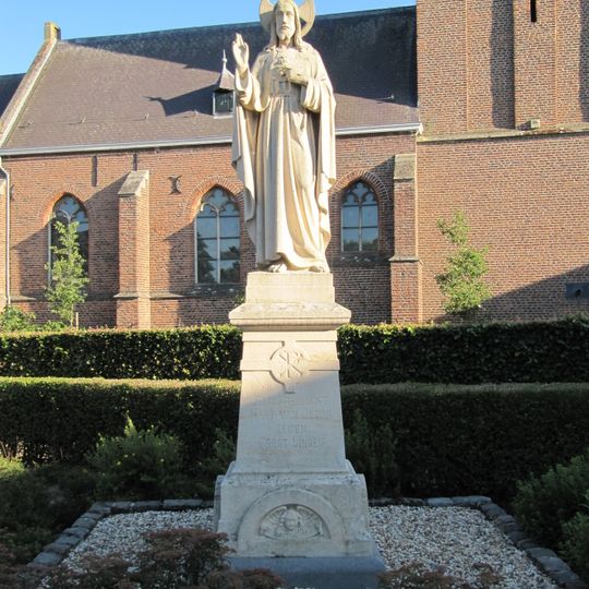 Statue of Sacred Heart of Jesus Christ