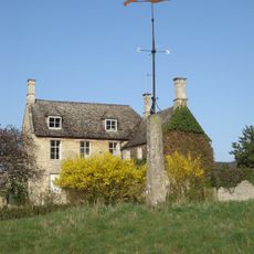 Stone Shaft Approximately 30 Metres East Of Harringworth Lodge