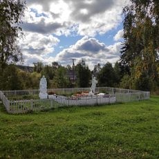 Братская могила советских воинов, погибших в боях с фашистскими захватчиками (Ведлозеро)