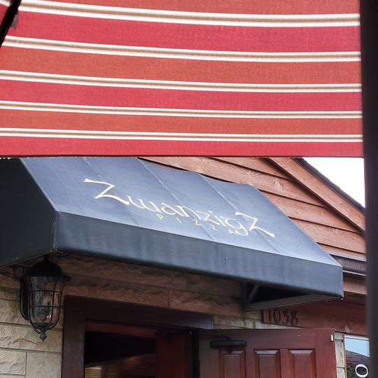 ZwanzigZ Pizza
