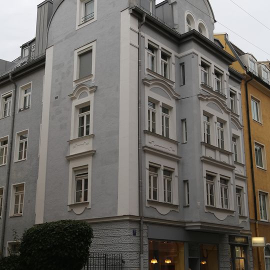 Mietshaus