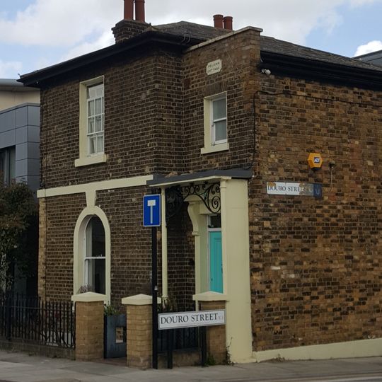 94, Fairfield Road E3