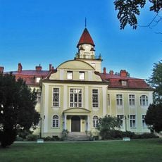 Palace in Nieznanice