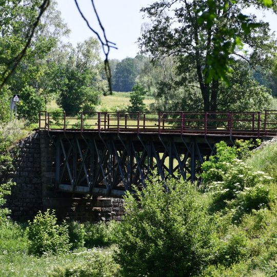 Železniční most přes Nežárku u Dolního Skrýchova
