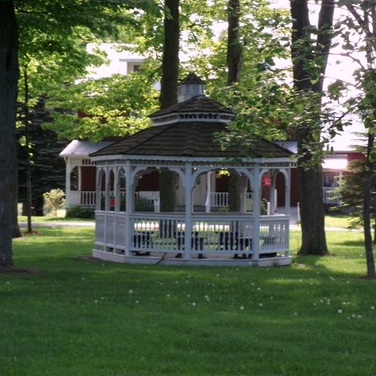 Hopkinton Green Historic District