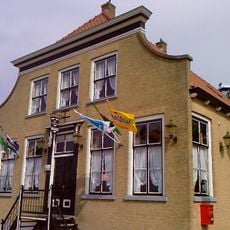 Oosthavenzijde 1, Puttershoek