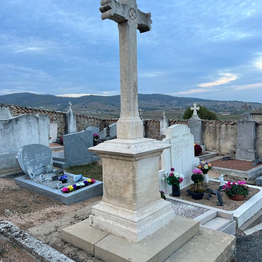 Cemetery cross of Arbuissonnas