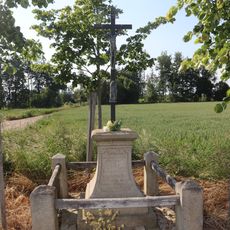 Kříž severně od Domamili