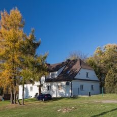 Oficyna dworska w Mizerowie