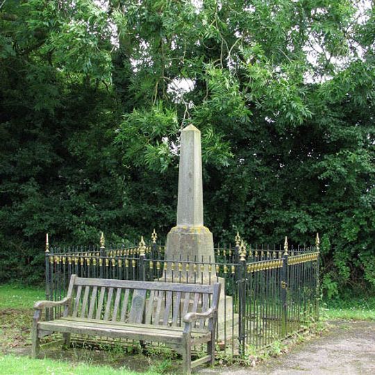 Foxley War Memorial, including railings