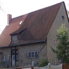 Landhaus Neunzig mit Vorgarteneinfriedung Hermsdorfer Damm 216