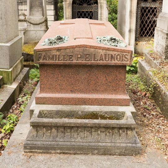 Grave of Launois