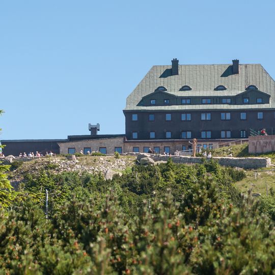 Mountain hut on Szrenica