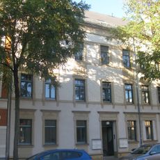 Mietshaus in geschlossener Bebauung Fichtestraße 41