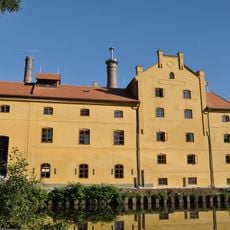 Budova klášterního pivovaru v Plasích