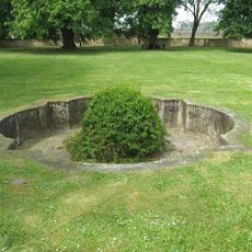 Kašna v zámeckém parku ve Stekníku