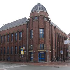 Bankgebouw in Amsterdamse School-stijl