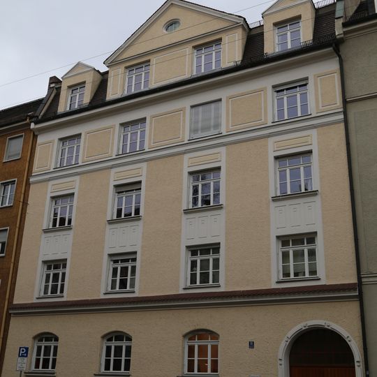 Mietshaus