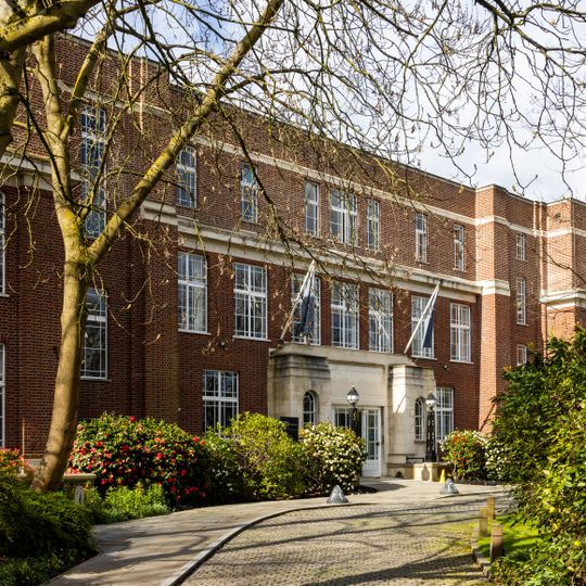 Regent's University London