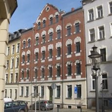 Mietshaus in geschlossener Bebauung Tschaikowskistraße 72