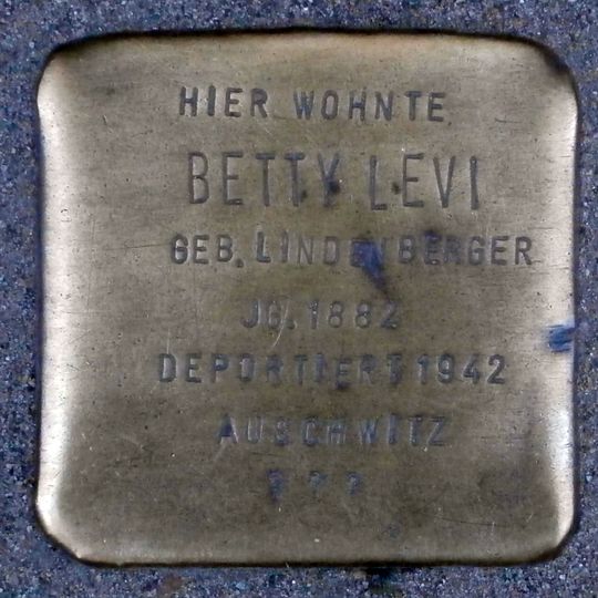Stolperstein en memoria de Betty Levi