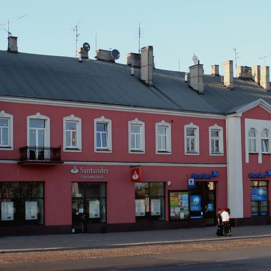 5 Daszyńskiego Square in Częstochowa