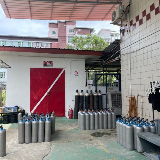 Oceanic Quest Dive Centre