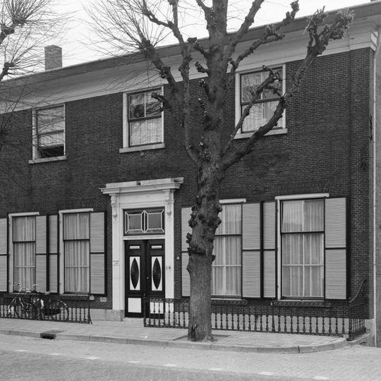 Oost Kinderdijk 19, Alblasserdam