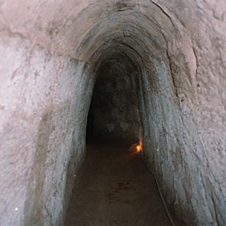 Củ Chi tunnels
